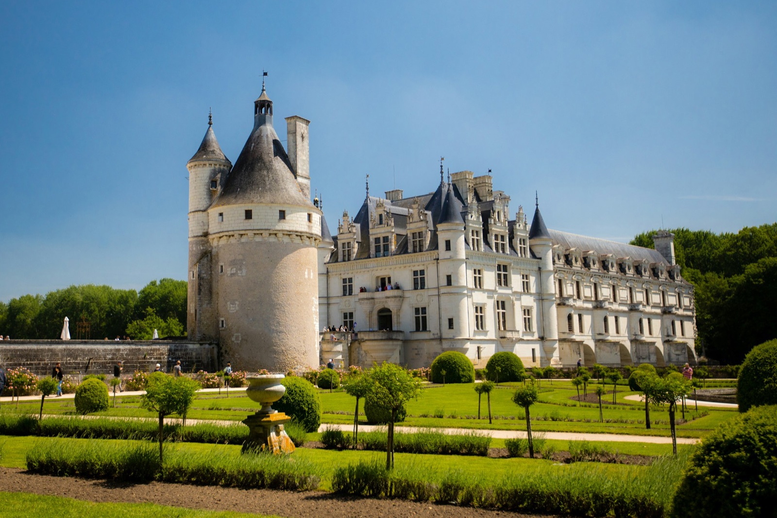 A Loire chateau above formal gardens